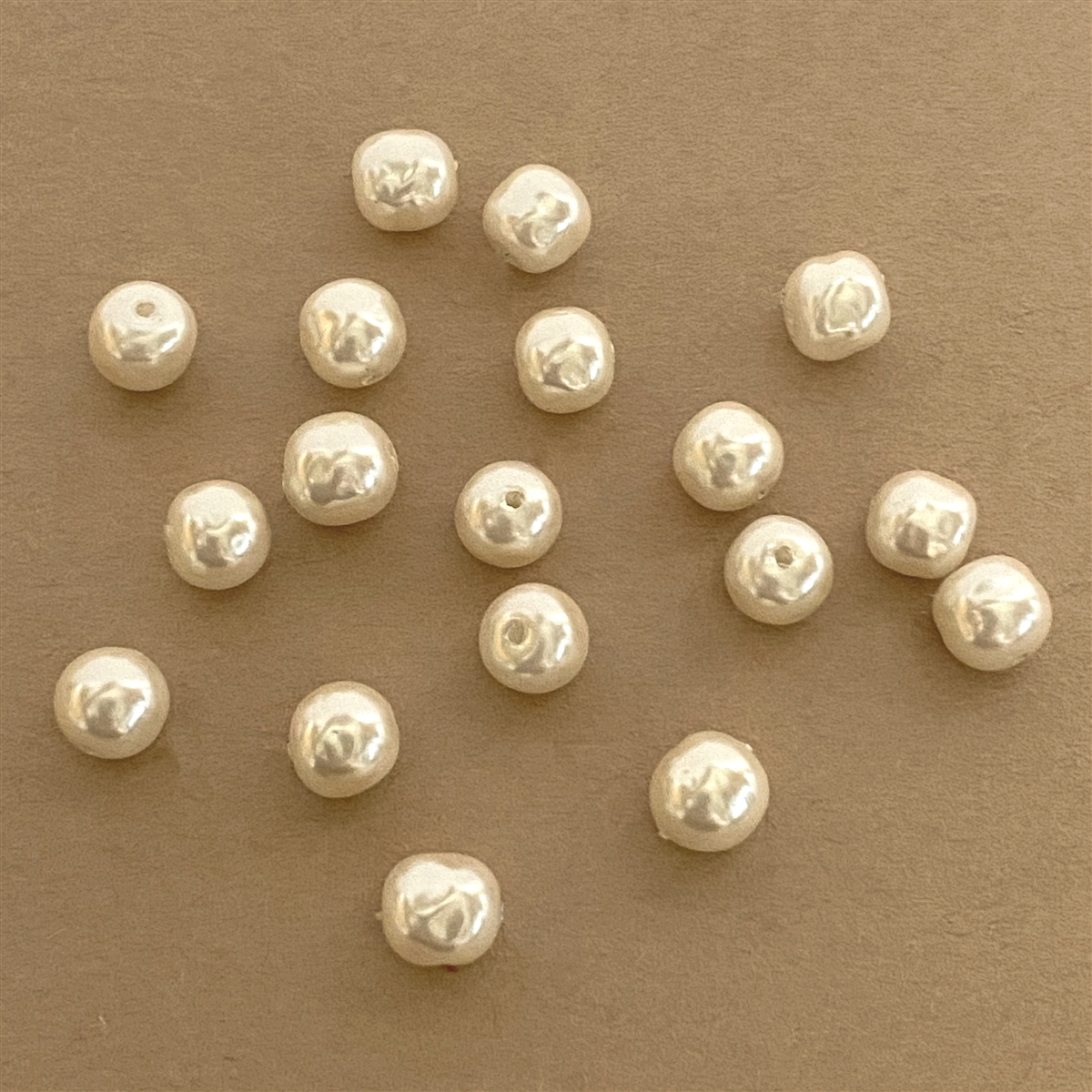 Wholesale FINGERINSPIRE 60 Pcs 25mm Beige Flat Back Pearl Extral Large  Cabochon Half Pearls Bead with Container Large Half Round Pearl Loose Beads  Gems for Shoes Wedding Dress Phone DIY Crafts Making 